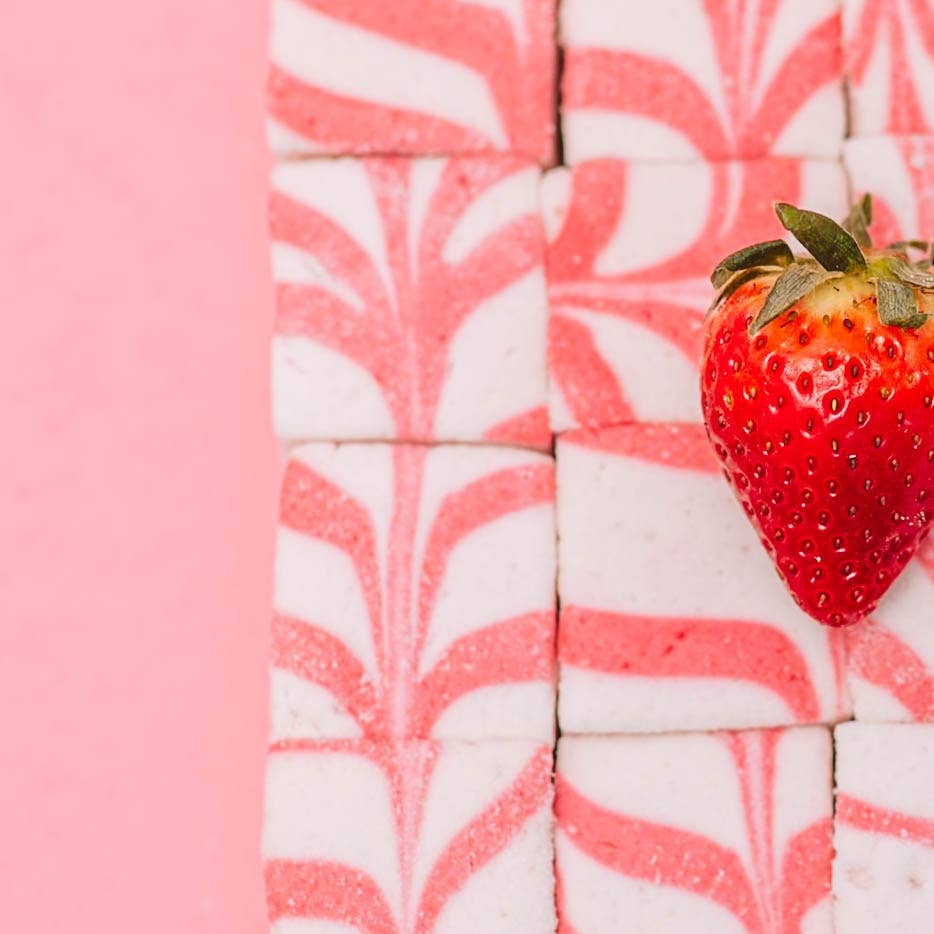 Strawberry Cheesecake Marshmallows / Gluten Free / Candy